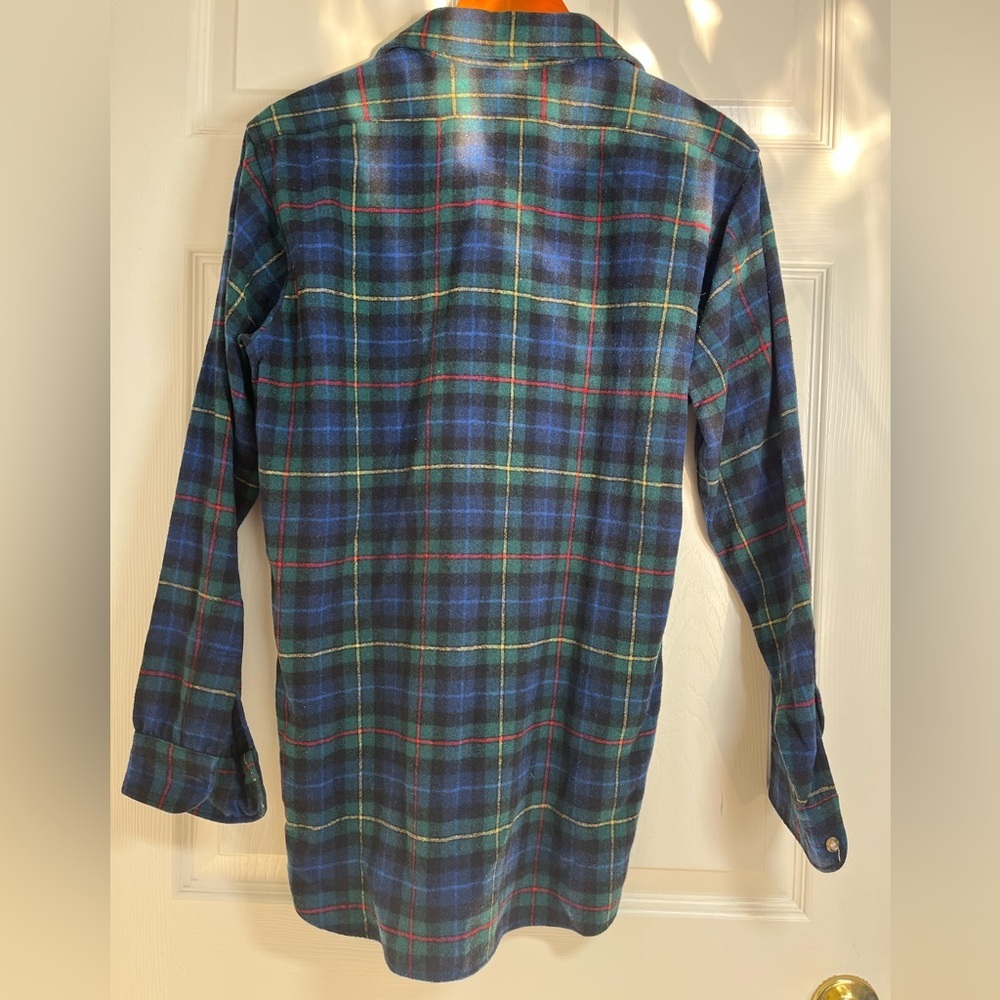 Pendleton Blue and Green Smith Plaid Button Down Shirt Size Medium - Picture 2 of 9